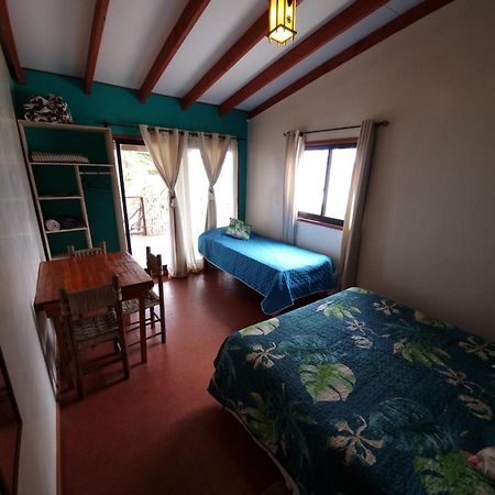 Hostal Vieroto Hanga Roa Exterior foto